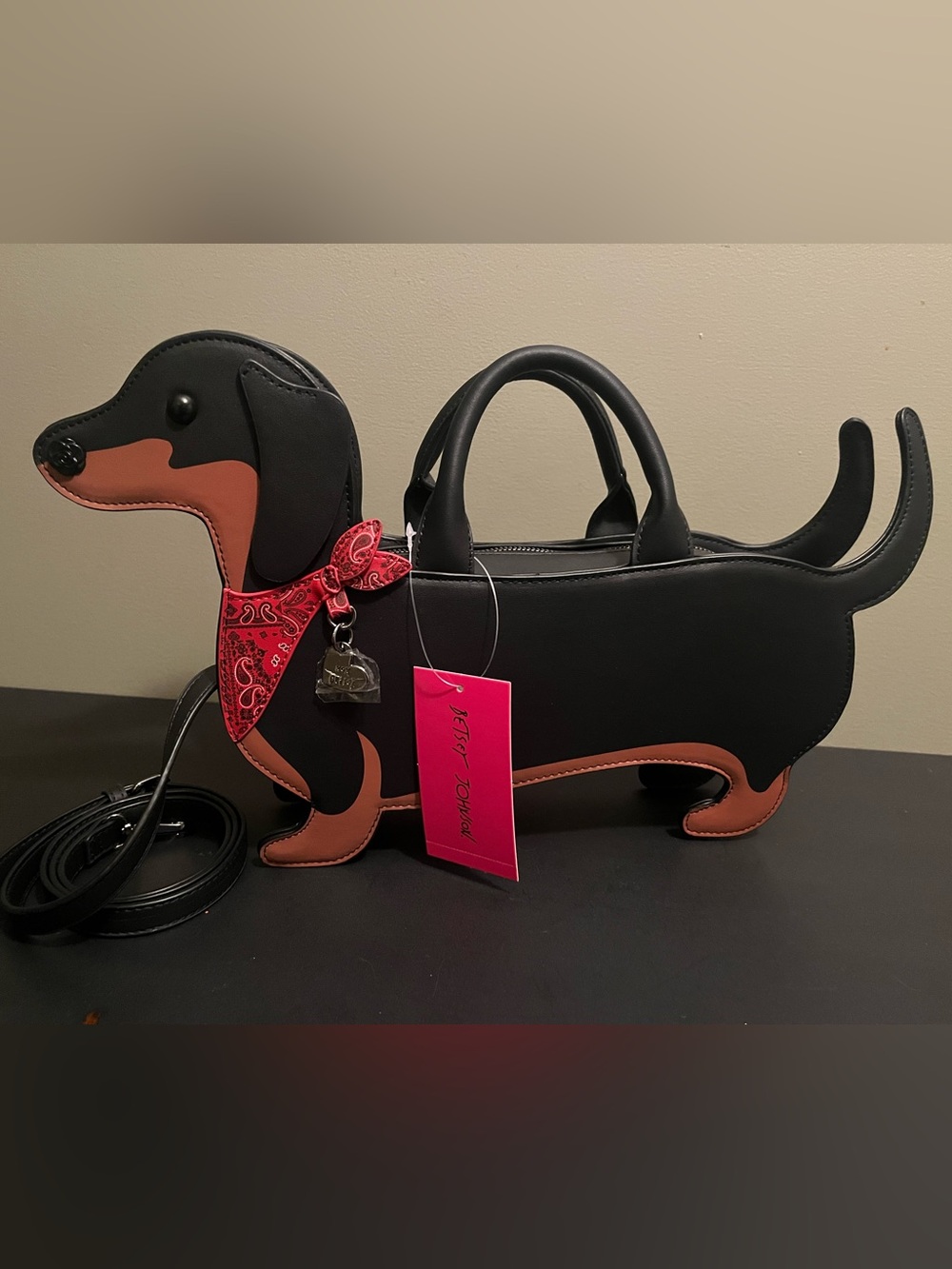 Betsey Johnson dachshund bag NWT - Picture 1 of 6